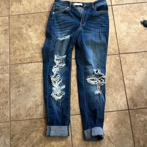 Ka can womens jeans size 26; distressed